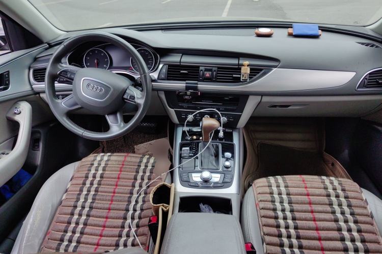 Used Audi A6L 2014 TFSI Standard Model Center Console