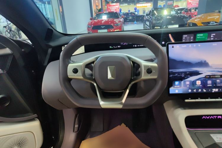 Used Avatr 12 2023 650 Three-Laser Four-Wheel Drive Performance Edition Steering Wheel