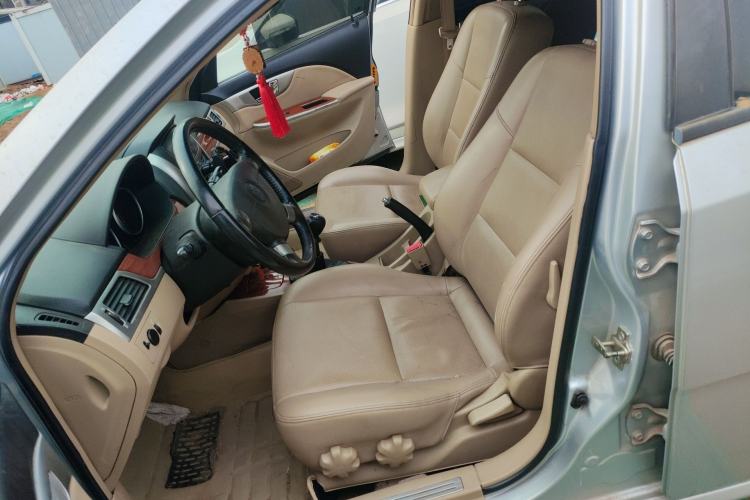 Used Buick Excelle 2011 1.6 LE-MT Left Front Seat