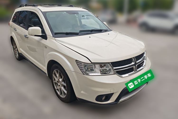 Used Dodge Journey 2013 2.4L Two-Wheel Drive Luxury Version
