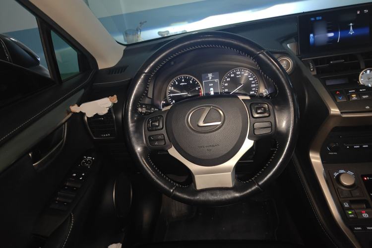 Used Lexus NX 2015 200 Front-Wheel Drive X-Trail SE Edition