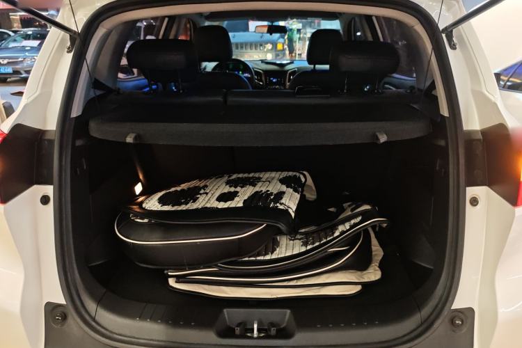 Used CHANGAN CS15 2016 1.5L Automatic Fashion Edition Trunk