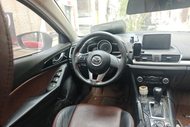Used Mazda 3 Axela 2016 Sedan 1.5L Automatic Luxury Model Steering Wheel