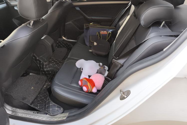 Used Volkswagen Lavida 2017 1.6L Manual Comfort Edition Left Rear Seat