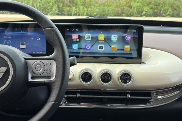 Used Wuling Bingo 2023 333 km Enjoyment Version
