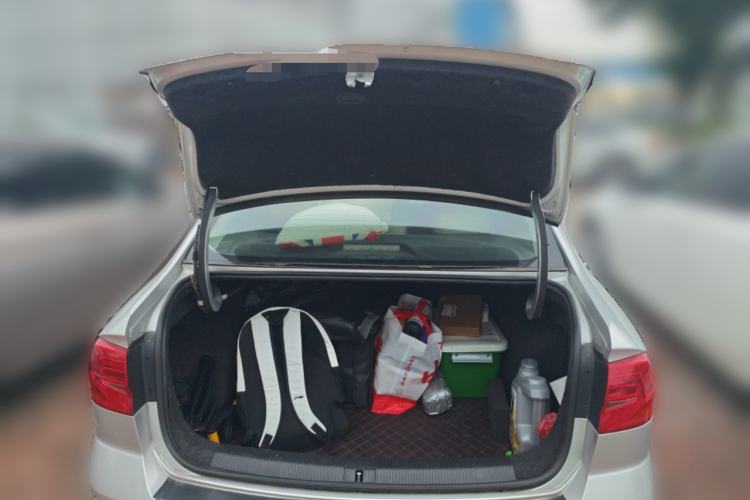 Used Volkswagen Bora 2016 1.6L Manual Fashion Edition
