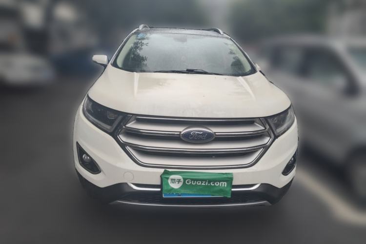 Used Ford Edge 2015 2.0T GTDi Two-Wheel-Drive High-Line Version
