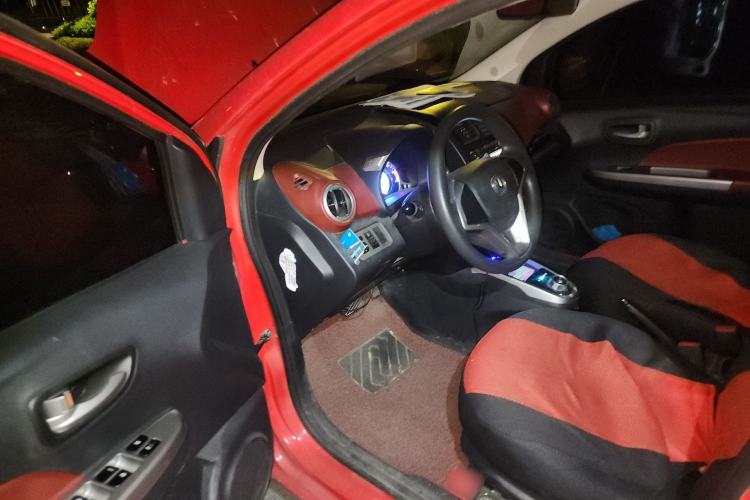 Used CHANGAN Benni 2014 1.4L IMT Luxury Model Driver Seat