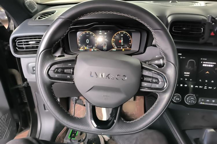 Used Lynk & Co 03 2022 2.0TD DCT JingPro Steering Wheel