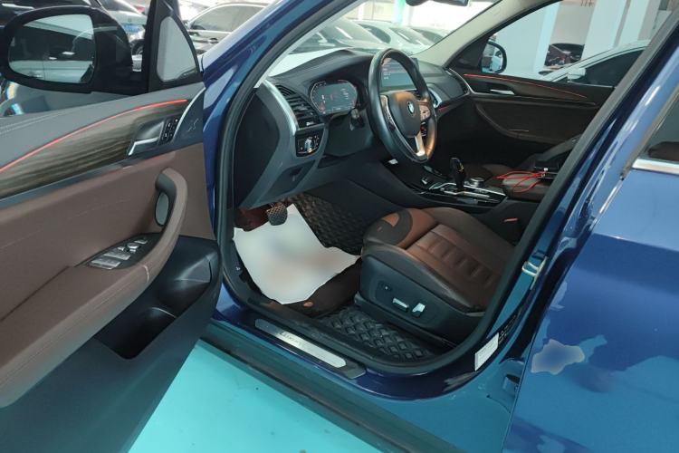 Used BMW X3 2020 xDrive28i Luxury Package Driver Seat