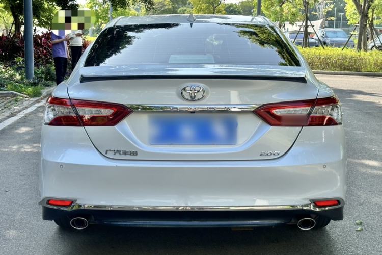Used Toyota Camry 2021 2.0G Luxury Edition
