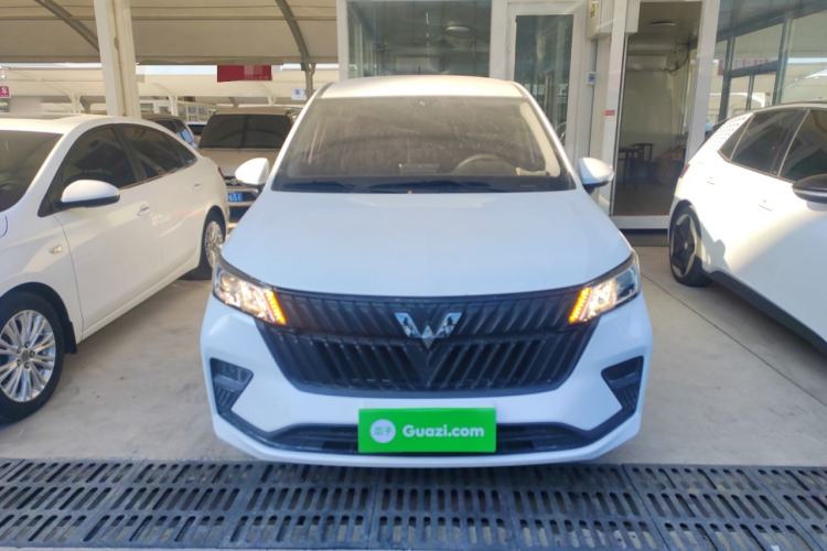 Used Wuling Jiachen 2022 1.5L Manual Enjoyment Elite Model
