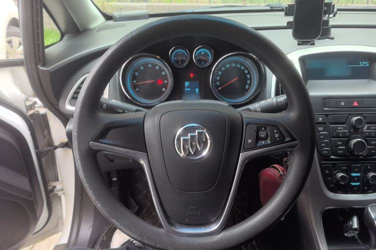 Used Buick GT 2012 XT 1.6T Fashion Sport Edition