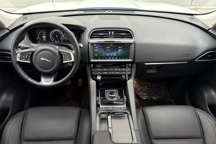 Used Jaguar F-PACE 2018 2.0T Four-Wheel Drive Urban Luxury Edition