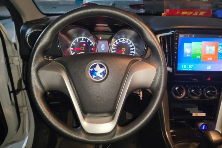 Used Venucia T70 2016 1.6L Manual Ruixing Edition Steering Wheel