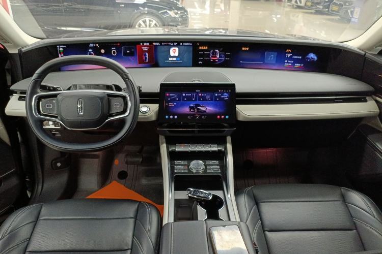 Used Lincoln Nautilus 2023 2.0T All-Wheel-Drive Luxury Edition Center Console