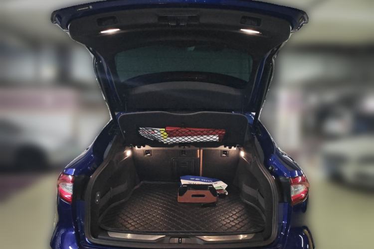 Used Maserati Levante 2016 3.0T Standard Edition Trunk