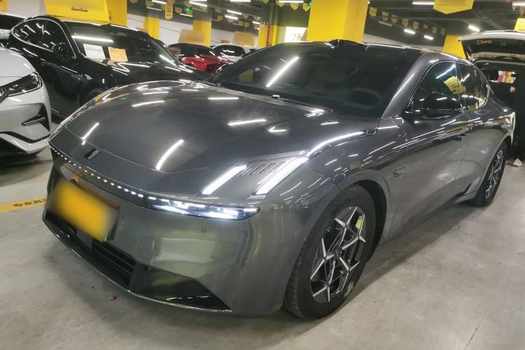 Used Lynk & Co Z10 2025 95 kWh 806 km Range Rear-Wheel Drive Advanced Driver-Assistance System Max