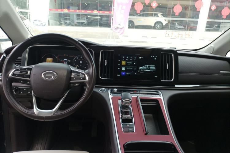 Used GAC Trumpchi M8 2023 Lingxiu Series 390T Prestige Edition Center Console