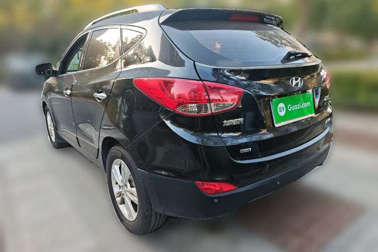 Used Hyundai ix35 2012 2.0L Automatic Two-Wheel Drive Elite Edition GLS
