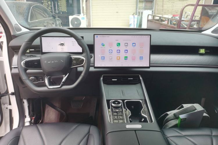 Used Chery Fengyun T9 2024 120 Long-Range Luxury Version 5 Seats Ternary Lithium
