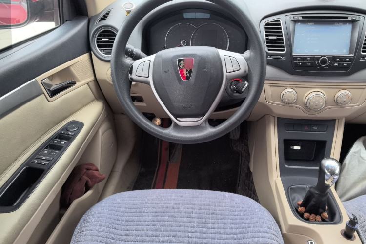 Used Roewe 350 2015 1.5L Manual Luxury Sunroof Edition