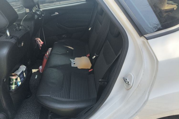 Used Ford Focus 2015 Hatchback EcoBoost 125 Manual – Ultra-Style Edition
