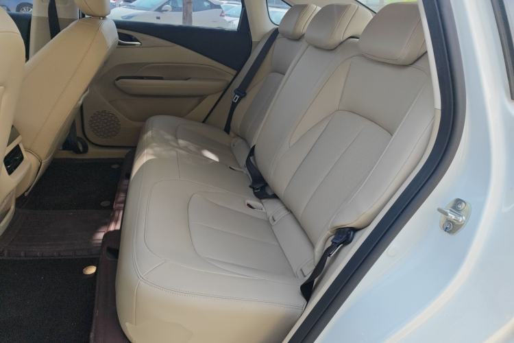 Used Wuling Xingguang 2024 Co-Creation Edition 510 Advanced Model Left Rear Seat