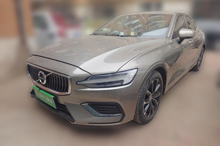 Used Volvo S60 2021 T4 Zhiyi Luxury Edition