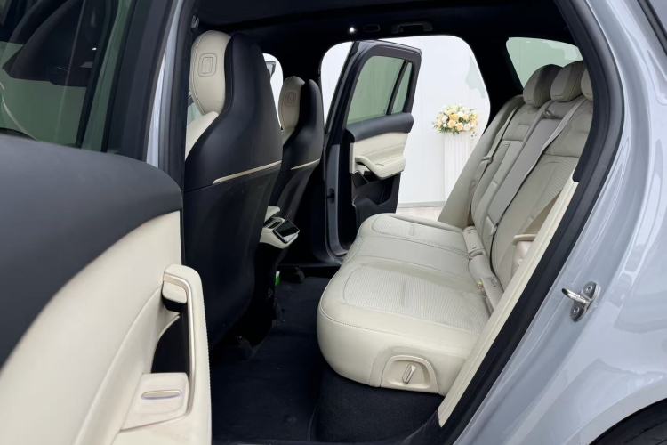 Used Nio ES6 2024 75 kWh