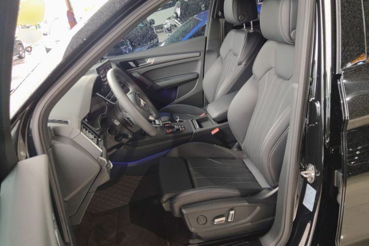 Used Audi Q5L 2025 quattro 45th Anniversary Edition 45 TFSI Luxury Dynamic Model