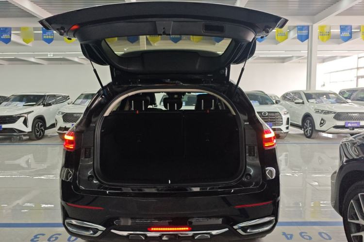 Used Haval F7 2021 1.5T Two-Wheel Drive i-Trend Trunk