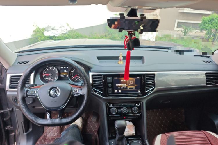 Used Volkswagen Teramont 2019 380TSI Four-Wheel Drive Comfort Edition China VI Standard Center Console