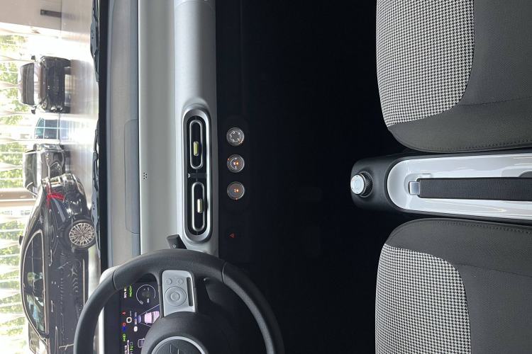 Used Wuling Hongguang MINIEV 2024 3rd Generation 215km Youth Edition