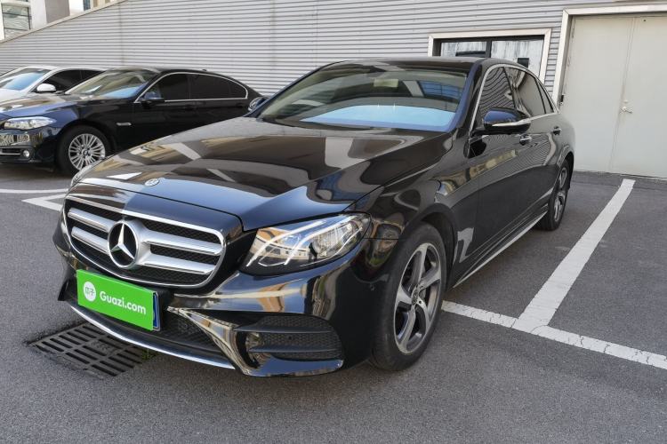 Used Mercedes-Benz E-Class 2019 E 300 L Sporty and Stylish Model