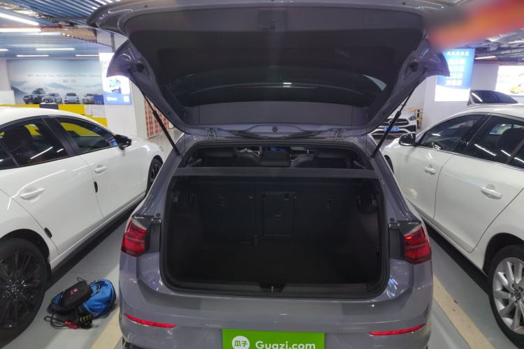 Used Volkswagen Golf 2023 Facelift 280TSI DSG R-Line Lite
