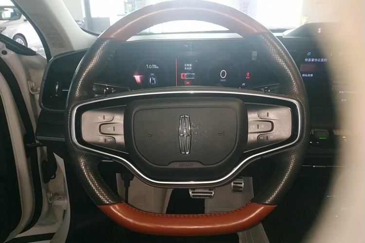 Used Lincoln Z 2022 iEnjoy Luxury Edition Steering Wheel