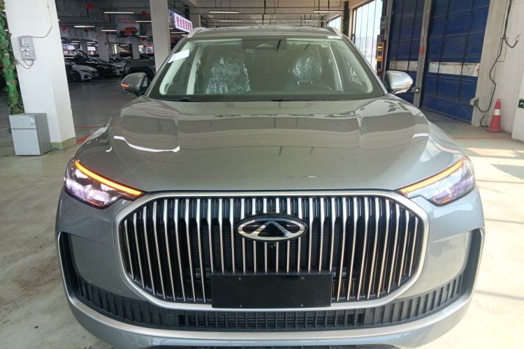 Used Chery Tiggo 9 2025 2.0T Dual-Clutch Two-Wheel Drive Comfort Edition 5 Seats Front