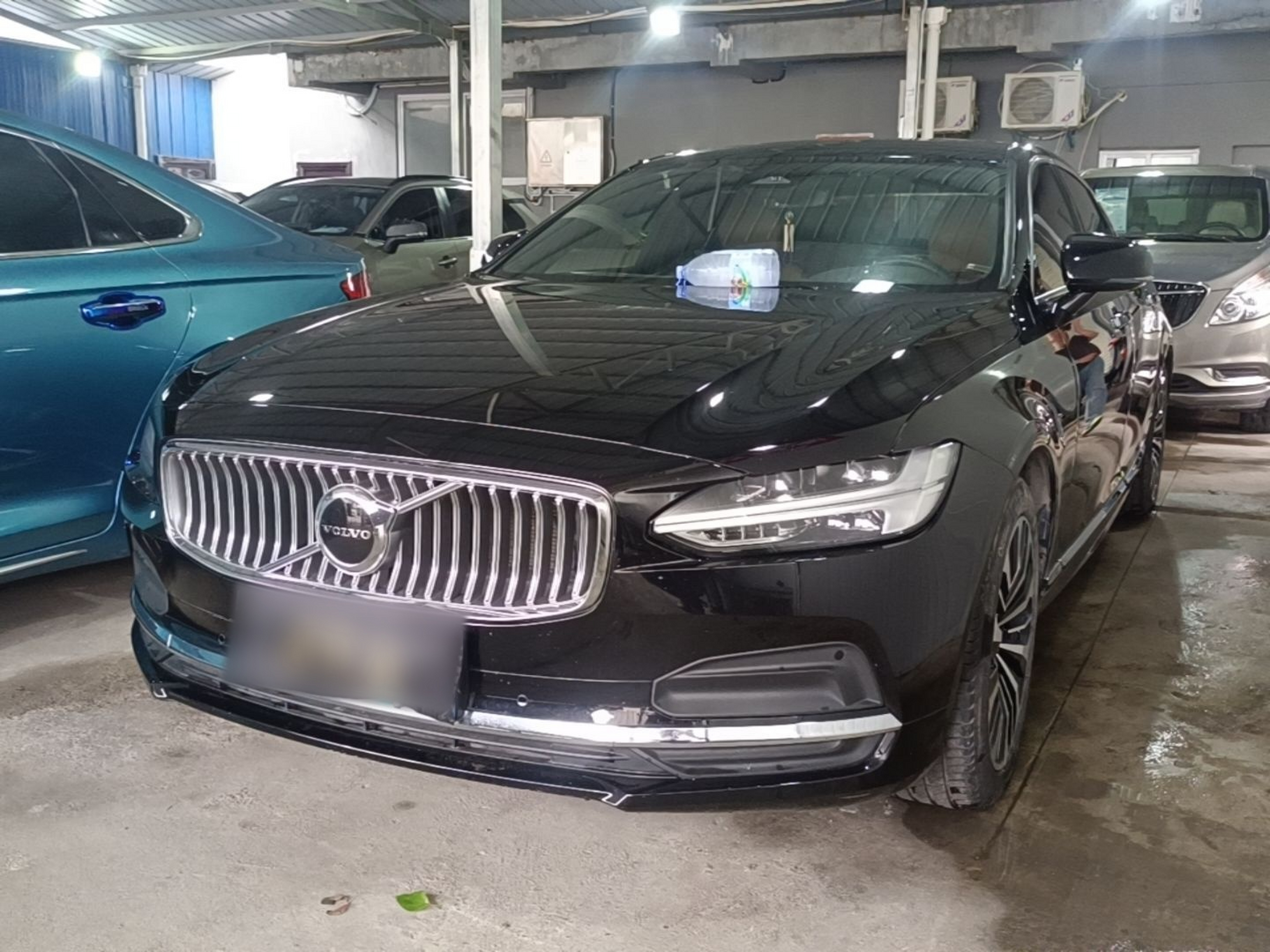 Sous le capot