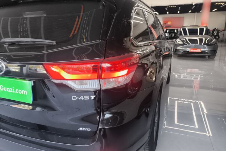 Used Toyota Highlander 2018 2.0T Four-Wheel Drive Elite Edition 7 Seats China VI Standard