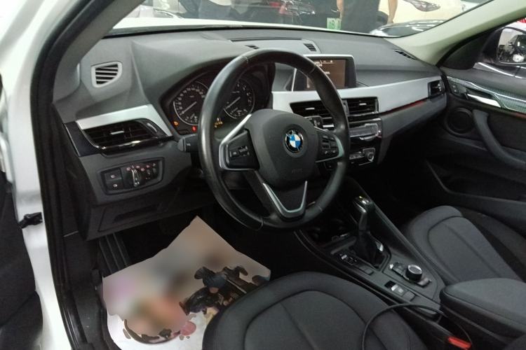 Used BMW X1 2016 sDrive18Li Fashion Model Center Console