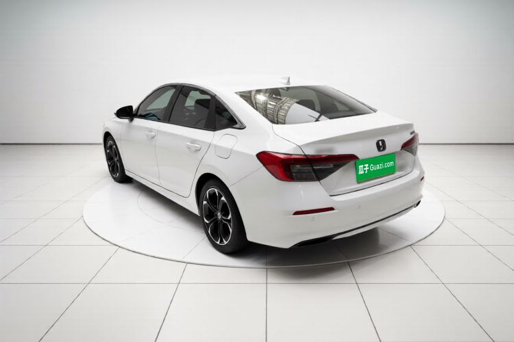 Used Honda Civic 2023 240TURBO CVT Dynamic Control · C-Position Guest Special Edition Exterior 3