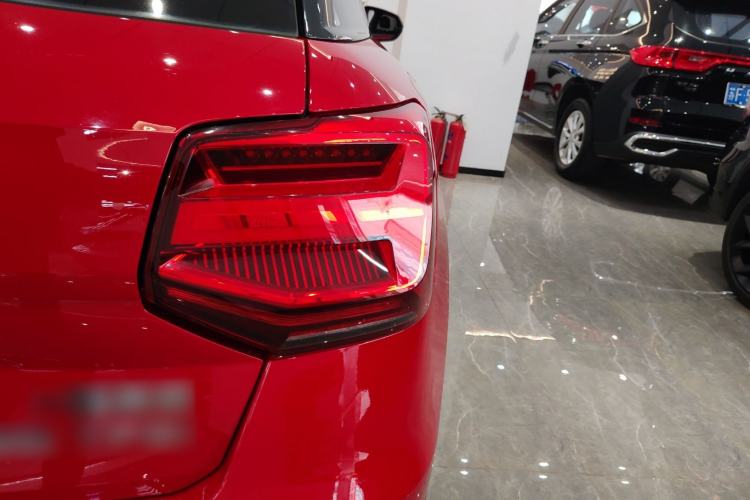 Used Audi Q2L 2018 35 TFSI Fashion Elegant Version China V