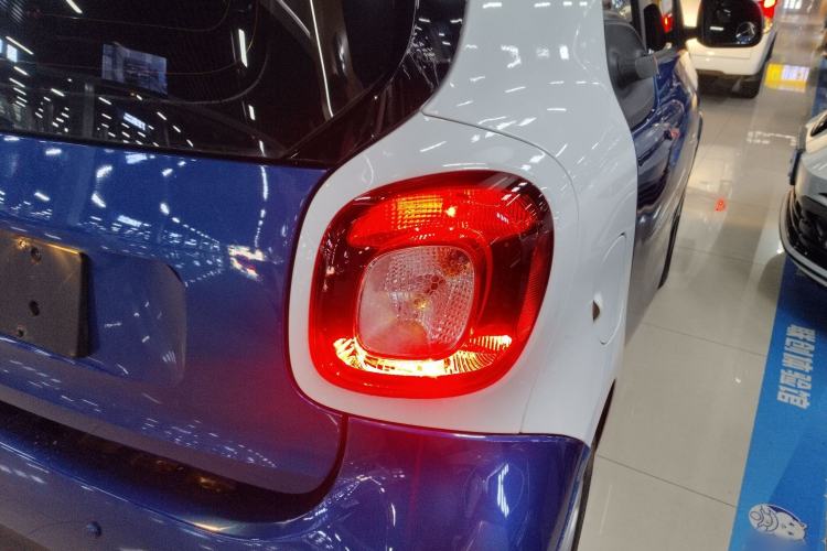 Used smart fortwo 2018 1.0L 52kW Hardtop Dynamic Version China V