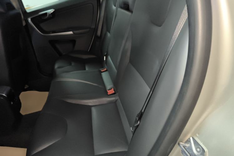 Used Volvo XC60 2017 T5 AWD Smart Upgrade Edition