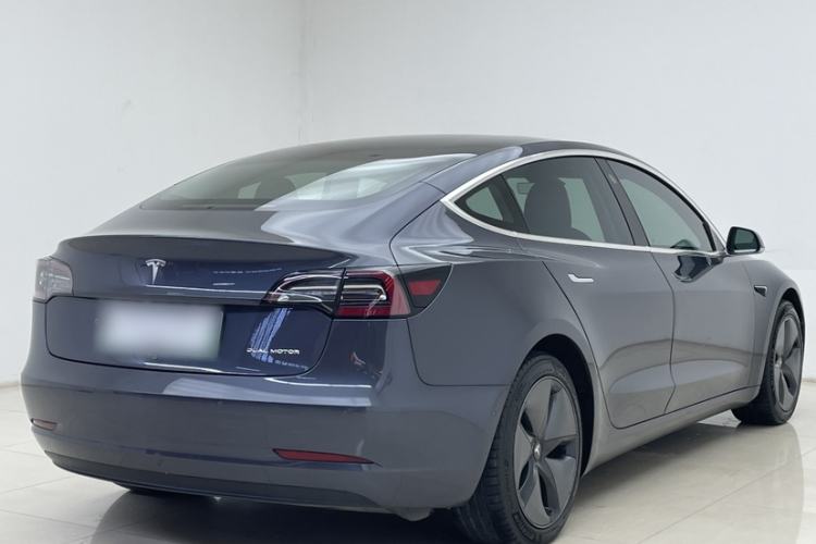Used Tesla Model 3 2019 Long-Range All-Wheel-Drive Version
