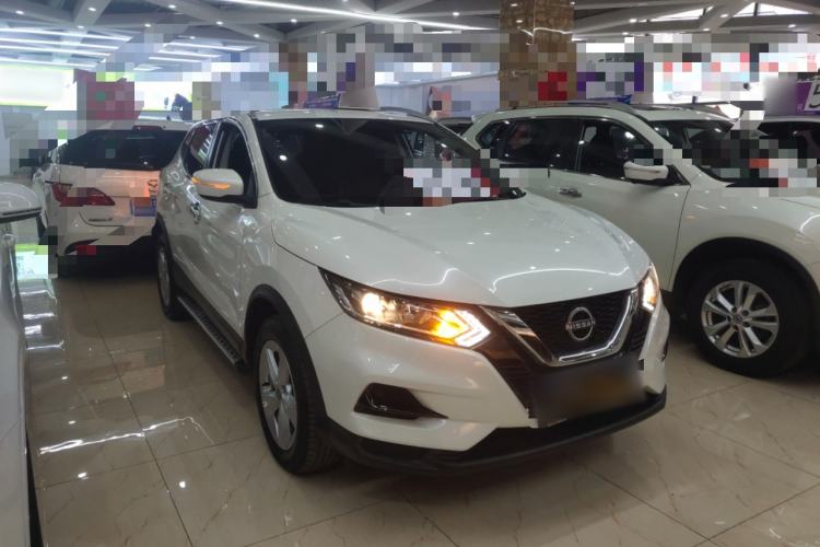 Used Nissan Qashqai 2023 Classic 2.0L CVT XV Comfort Edition Front Right 45 Deg