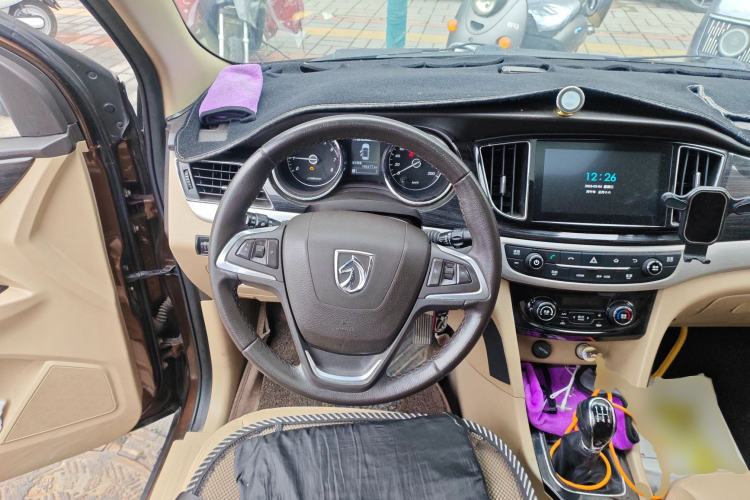 Used Baojun 730 2016 1.5L Manual Luxury Edition 7 Seats
