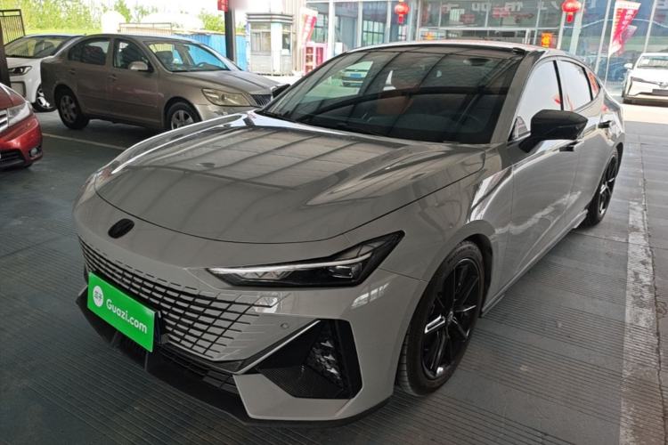 Used CHANGAN UNI-V 2022 1.5T Prestige Version