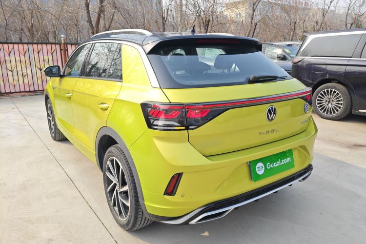 Used Volkswagen T-ROC 2023 300TSI DSG Two-Wheel Drive Starlight Edition
